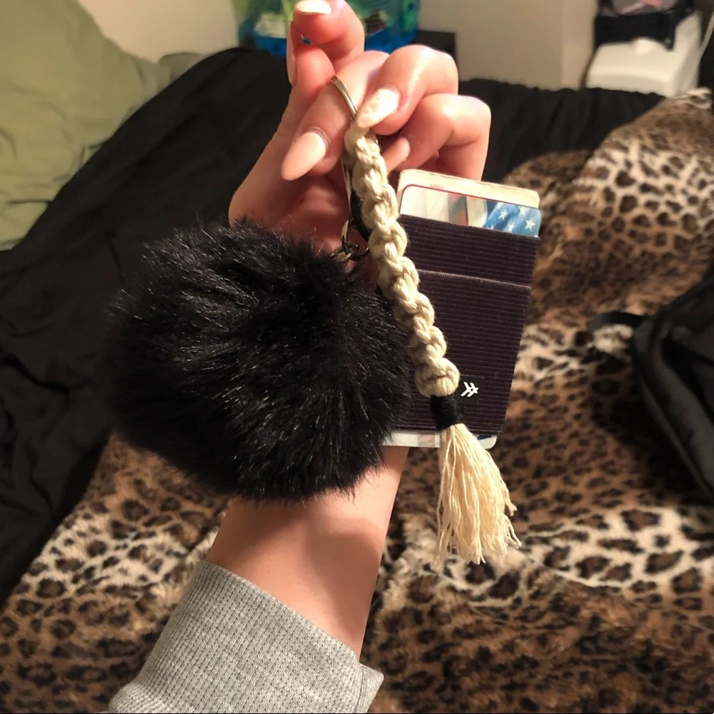 Twisted tassel Boho Macrame Keychain! - Picture 6 of 6